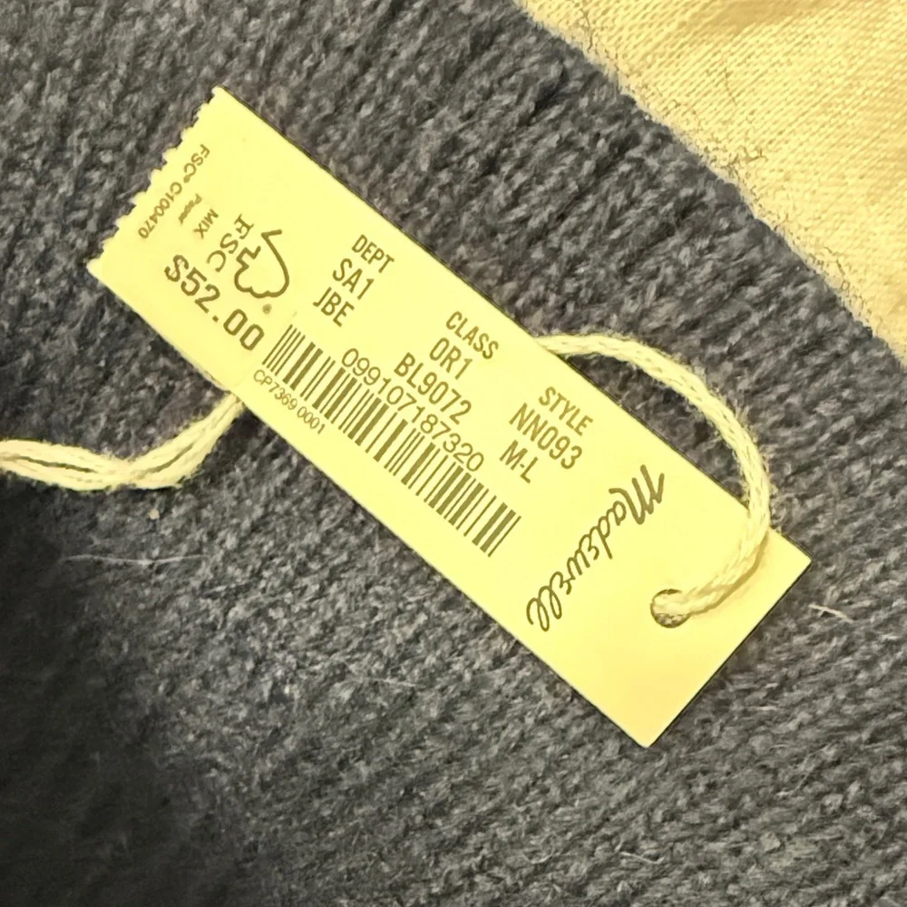 MADEWELL ladies Navy, cap new tag NWT medium/large - Picture 3 of 12